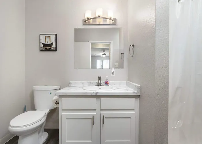 2br Modern Baseline Sleeps 4 Near Downtown * Tempe